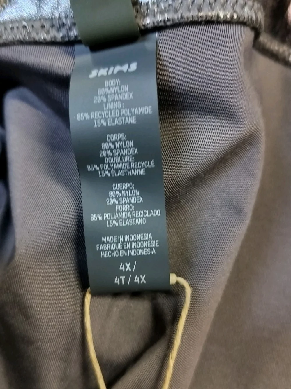 Skims Metallic Swim V Waist Short Carbon size 4XL